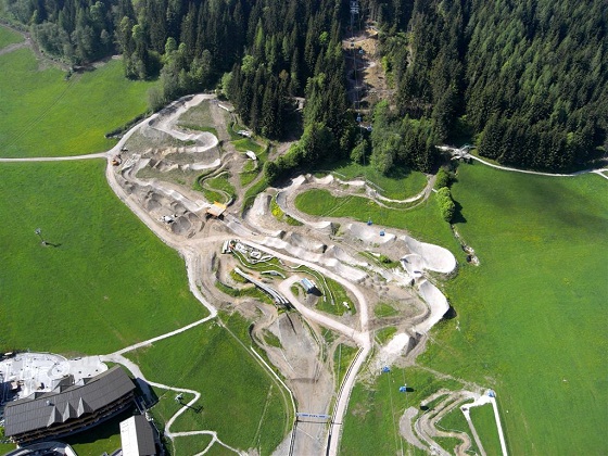 pictures of the Leogang 4-cross track