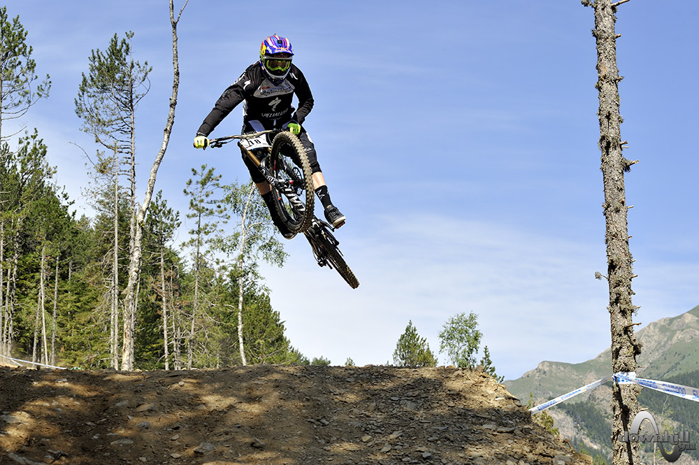 ./home/world-cup-vallnord-2013/aaron-gwin-jump.jpg Creative Commons